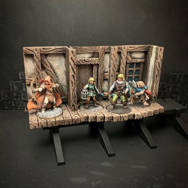 Tavern scenery for miniature storage and display